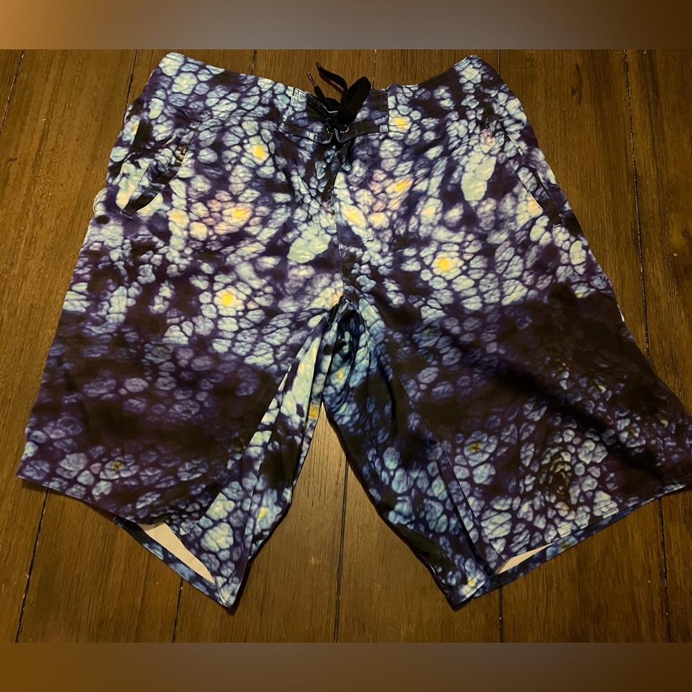 🔴 Reel Legends Swim Trunks